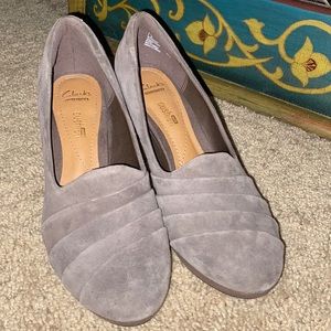 Clarks gray heels